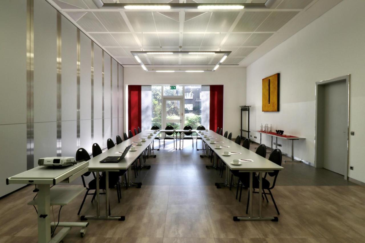 Webers - Das Hotel Im Ruhrturm Essen Ngoại thất bức ảnh