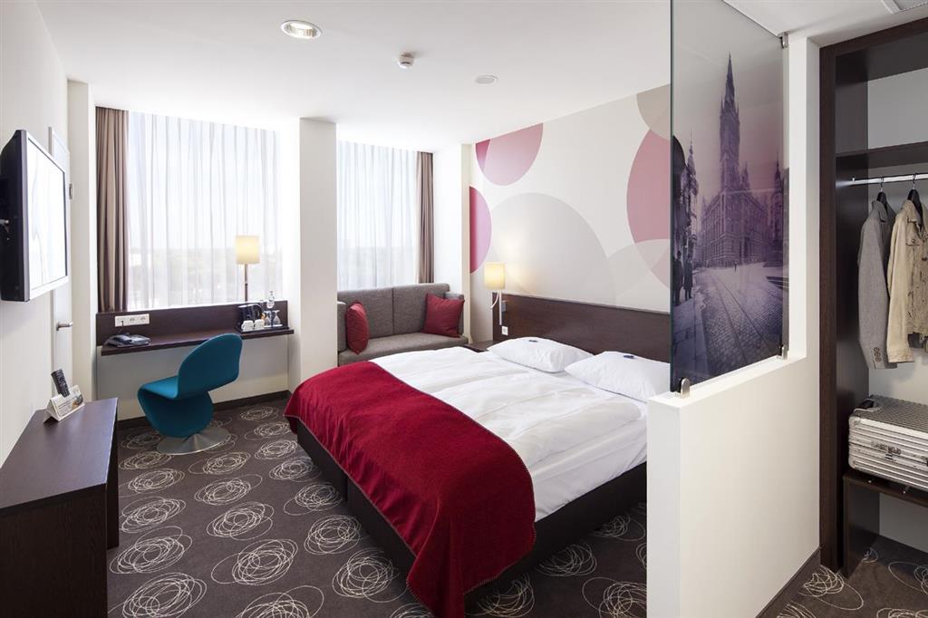 Webers - Das Hotel Im Ruhrturm Essen Phòng bức ảnh